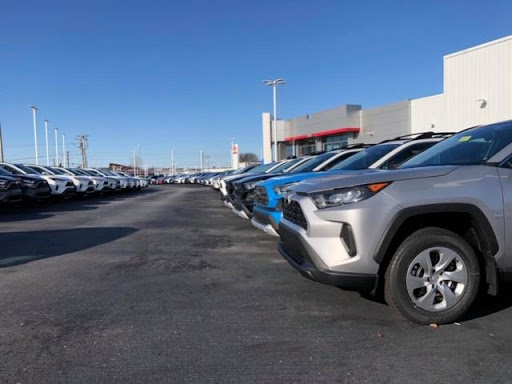 Toyota Dealer «Toyota of Bowling Green», reviews and photos, 2398 Scottsville Rd, Bowling Green, KY 42104, USA