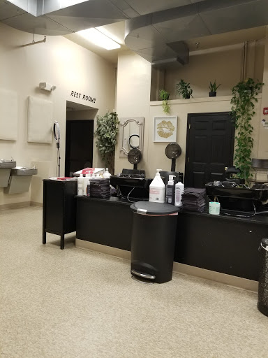 Beauty Salon «Copacetic Beauty Lounge», reviews and photos, 1130 Perry Hwy, Pittsburgh, PA 15237, USA