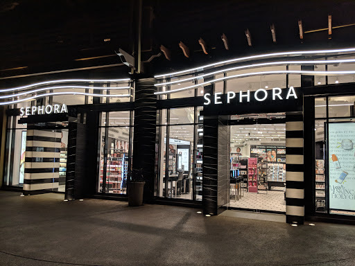 Cosmetics Store «SEPHORA», reviews and photos, 1570 Disneyland Dr, Anaheim, CA 92802, USA