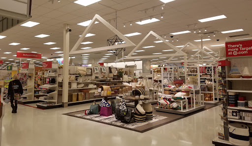 Department Store «Target», reviews and photos, 800 Christiana Mall, Newark, DE 19702, USA