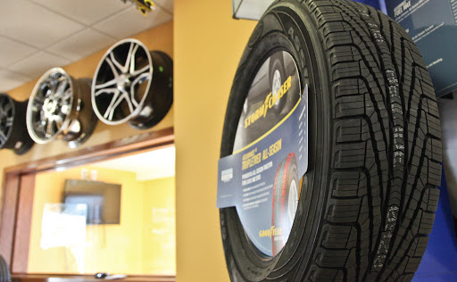 Tire Shop «Iowa City Tire and Service», reviews and photos, 410 Kirkwood Ave, Iowa City, IA 52240, USA