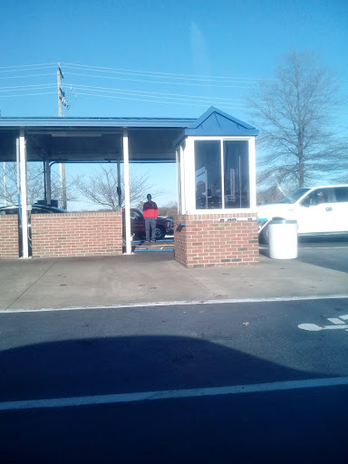 Car Wash «Autobell Car Wash», reviews and photos, 1411 N Armistead Ave, Hampton, VA 23666, USA