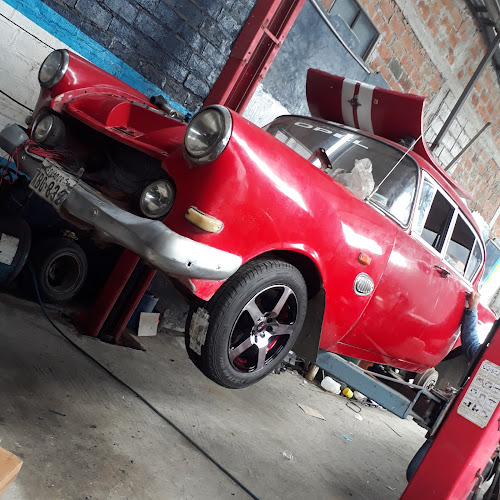 Opiniones de Servicentro Automotriz BAQUE en Manta - Taller de reparación de automóviles