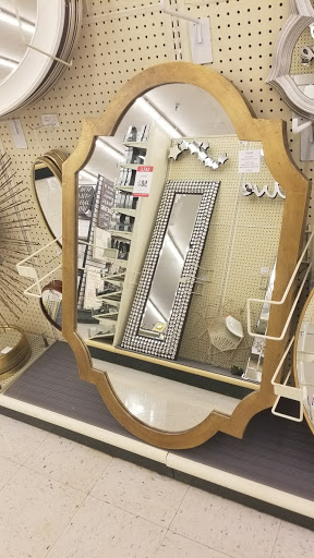 Craft Store «Hobby Lobby», reviews and photos, 52 E Ogden Ave, Westmont, IL 60559, USA