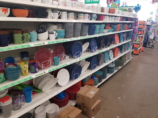 Shopping Mall «Sunrise Plaza Shopping Center», reviews and photos, 656 Wellwood Ave, Lindenhurst, NY 11757, USA