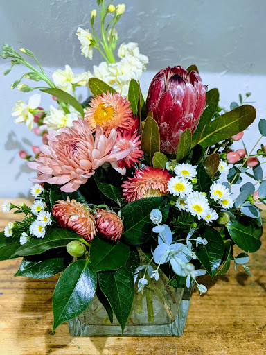 Florist «A Secret Garden», reviews and photos, 100 E Meadow Dr # 3, Vail, CO 81657, USA