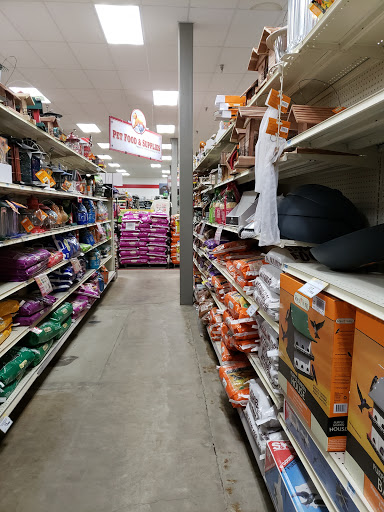 Home Improvement Store «Tractor Supply Co.», reviews and photos, 454 Hamlin Hwy #100a, Lake Ariel, PA 18436, USA