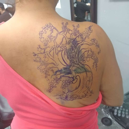 Tattoo and Piercing Shop «Grand Avenue Tattoo & Piercing», reviews and photos, 2134 W Monte Vista Rd, Phoenix, AZ 85009, USA