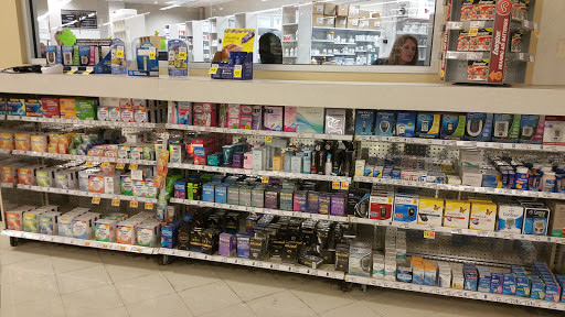 Grocery Store «Kroger», reviews and photos, 1601 E Michigan Rd, Shelbyville, IN 46176, USA