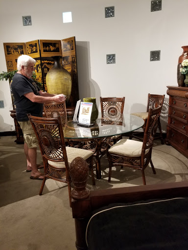 Furniture Store «Rooms To Go Furniture Store - Port Richey», reviews and photos, 9500 Scenic Dr, Port Richey, FL 34668, USA