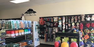 EarthWise Pet Supply & Grooming Huntington Beach