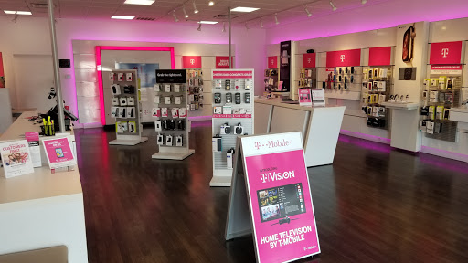 Cell Phone Store «T-Mobile», reviews and photos, 529 N Galloway Ave Suite 11, Mesquite, TX 75149, USA