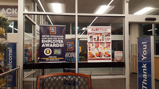 Grocery Store «Aldi Food Market», reviews and photos, 496 Main St, Hackensack, NJ 07601, USA
