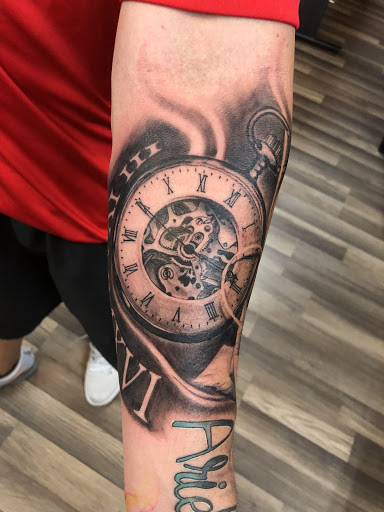 Explore small weed tattoo ideas, creative tattoo ideas in Glendale, available at Porky Martinez