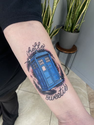 Tattoo Shop «Studio 13 Tattoo», reviews and photos, 416 W Coliseum Blvd, Fort Wayne, IN 46805, USA