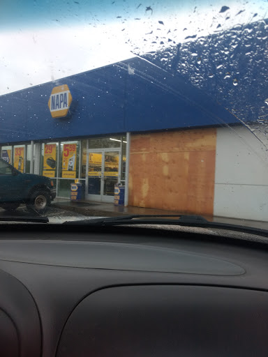 Auto Parts Store «NAPA Auto Parts - Genuine Parts Company», reviews and photos, 1260 Newfield St, Middletown, CT 06457, USA