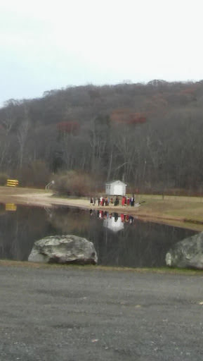 Park «Bethany Veterans Memorial Park», reviews and photos, 265 Beacon Rd, Bethany, CT 06524, USA