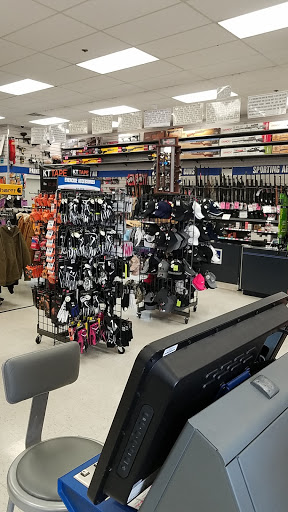 Sporting Goods Store «Big 5 Sporting Goods - Pico Rivera», reviews and photos, 9426 Whittier Blvd, Pico Rivera, CA 90660, USA