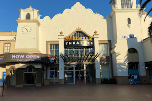 Metropolitan MetroLux Theatres at San Clemente image