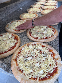 Pizza du Pizzas à emporter Pizza Basco-Landaise 24/7 station service SEOSSE à Belus - n°13