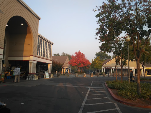 Grocery Store «Safeway», reviews and photos, 9080 Brooks Rd S, Windsor, CA 95492, USA