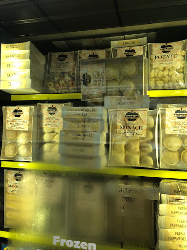 Grocery Store «Valentino Food Market», reviews and photos, 66-64 Fresh Pond Rd, Ridgewood, NY 11385, USA