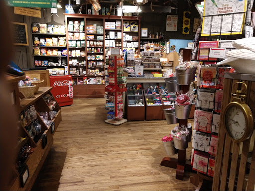 American Restaurant «Cracker Barrel Old Country Store», reviews and photos, 2115 S Church St, Murfreesboro, TN 37130, USA