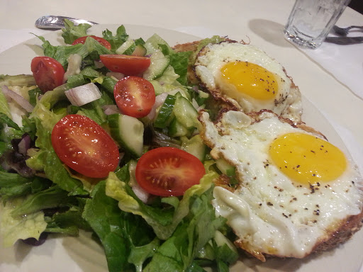 Restaurant «VIP Room Restaurant», reviews and photos, 624 Main Ave, Fargo, ND 58103, USA