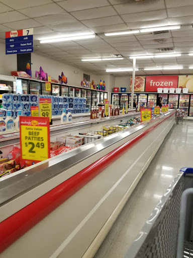 Grocery Store «Save-A-Lot», reviews and photos, 1117 E Commercial St, Springfield, MO 65803, USA