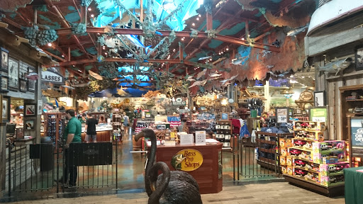 Sporting Goods Store «Bass Pro Shops», reviews and photos, 11551 NW 12th St, Miami, FL 33172, USA