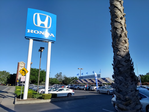 Honda Dealer «University Honda», reviews and photos, 4343 Chiles Rd, Davis, CA 95618, USA
