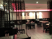 Atmosphère du Restaurant asiatique Le Man Yuan à Puiseux-Pontoise - n°1