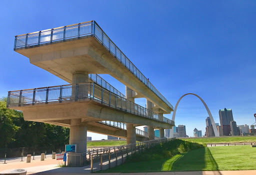 Tourist Attraction «Gateway Geyser», reviews and photos, 185 W Trendley Ave, East St Louis, IL 62201, USA