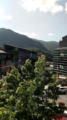Vidéos hôtels Font Andorra Hostel AD400 La Massana