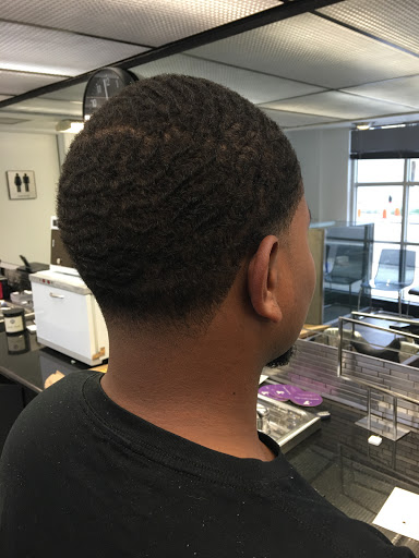 Barber Shop «TOP-NOTCH BARBERSHOP», reviews and photos, 205 N Julia St, Jacksonville, FL 32202, USA