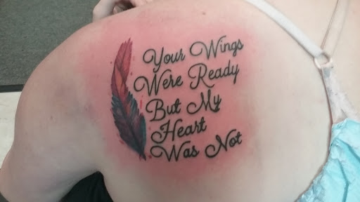 Tattoo Shop «Cowboys Ta2z», reviews and photos, 1270 E Columbia Ave # B, Battle Creek, MI 49014, USA