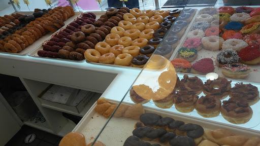 Donut Shop «Sarah Donuts», reviews and photos, 5860 Jimmy Carter Blvd #155, Norcross, GA 30071, USA