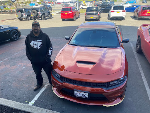 Car Dealer «Lithia Chrysler Dodge Jeep Ram FIAT of Santa Rosa», reviews and photos, 2727 Dowd Dr, Santa Rosa, CA 95407, USA