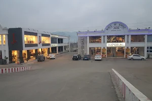 MALL OF SWAT image