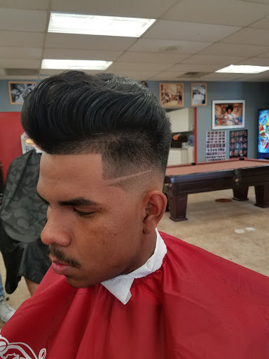 Barber Shop «Dream Team Barber Shop», reviews and photos, 7107 Turfway Rd, Florence, KY 41042, USA