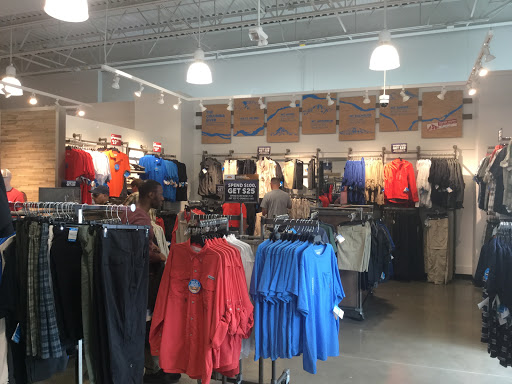 Sportswear Store «Columbia Outlet Store», reviews and photos, 400 South Wilson Road #480, Sunbury, OH 43074, USA