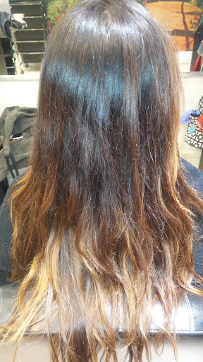 Hair Salon «Hair Healers Beauty Salon», reviews and photos, 2626 SW 9th St, Miami, FL 33135, USA