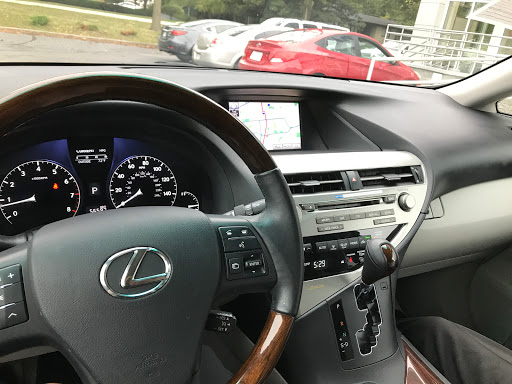 Used Car Dealer «TruWorth Auto - Carmel, IN», reviews and photos, 3006 E 96th St, Indianapolis, IN 46240, USA