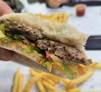 Plats et boissons du Pizzeria Twem burger à Agde - n°1