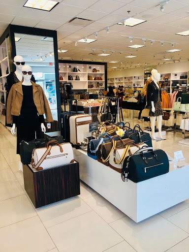 Fashion Accessories Store «Michael Kors», reviews and photos, 3690 Livermore Outlets Dr, Livermore, CA 94551, USA