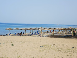 Photo de Bouka beach avec rivage droit, long