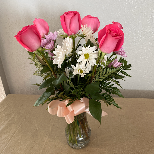 Florist «Roses Just Because/Hub Florist Of Lutz», reviews and photos, 18721 N Dale Mabry Hwy, Lutz, FL 33548, USA