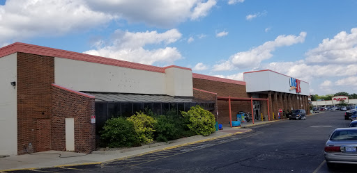 Discount Store «Kmart», reviews and photos, 5100 Dixie Hwy, Waterford Twp, MI 48329, USA