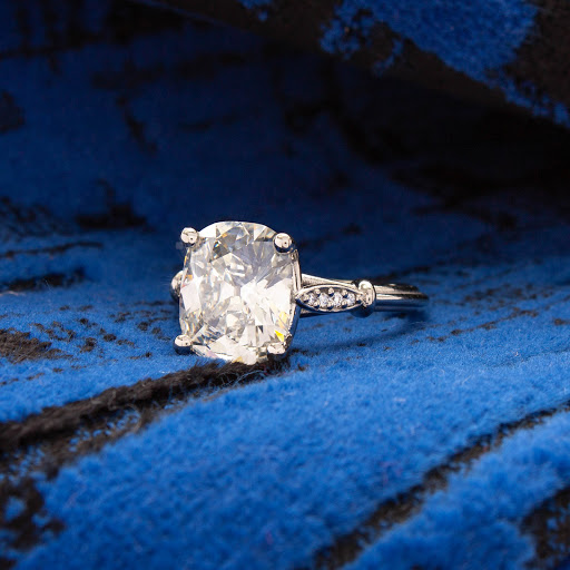 Jewelry Store «Inter-Continental Jewelers», reviews and photos, 6222 Richmond Ave #570, Houston, TX 77057, USA