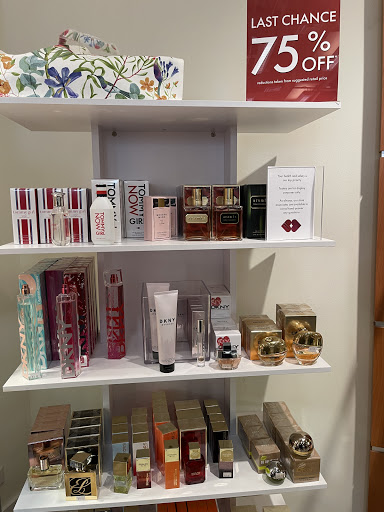 Cosmetics Store «The Cosmetics Company Store», reviews and photos, 4951 International Dr, Orlando, FL 32819, USA